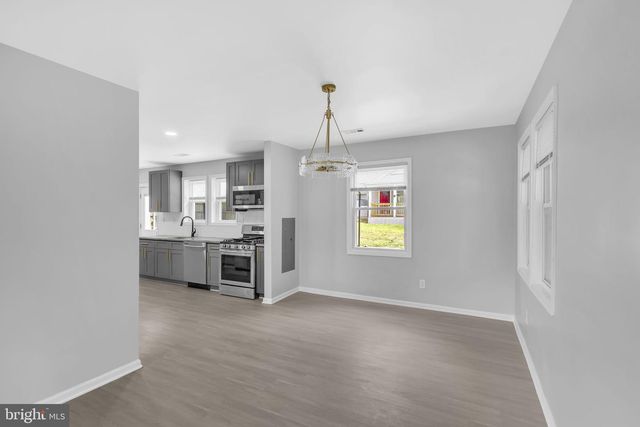 10800 LIVINGSTON RD, Fort Washington, MD 20744