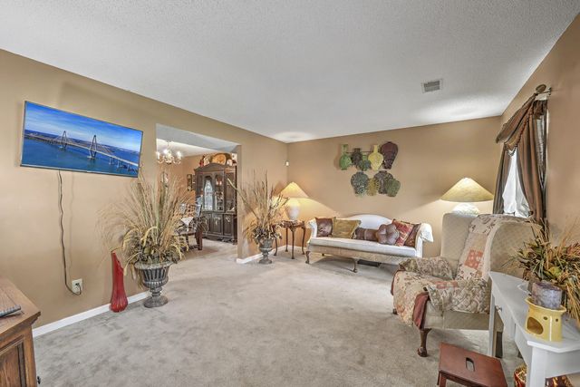 8475 Scotts Mill Drive, Charleston, SC 29420