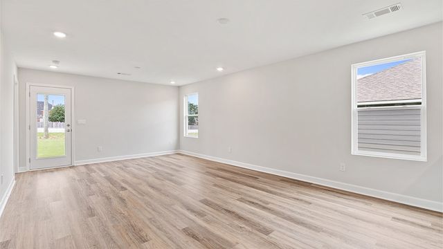 114 Aubrey Avenue, Headland, AL 36345