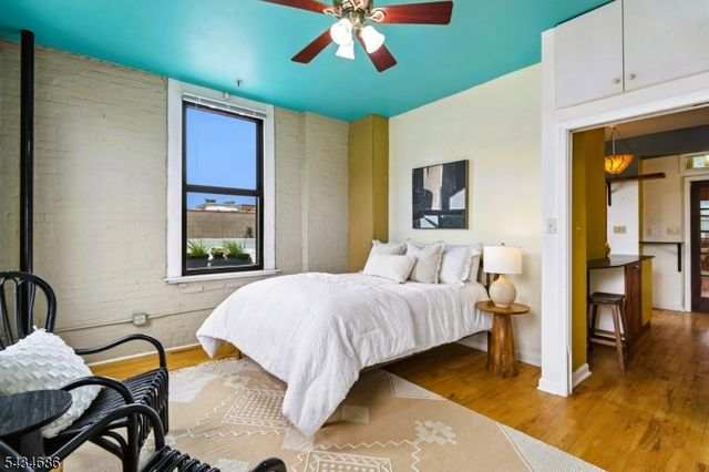 54 McWhorter St 207, Newark City, NJ 07105
