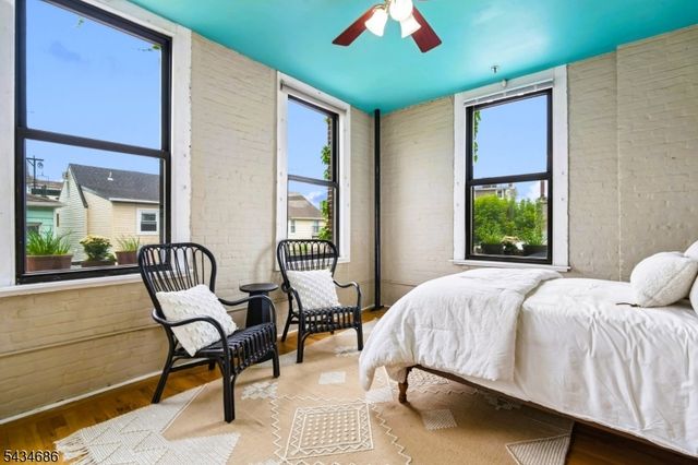 54 McWhorter St 207, Newark City, NJ 07105