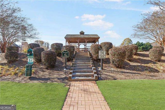 2020 Cockrell Run NW, Kennesaw, GA 30152