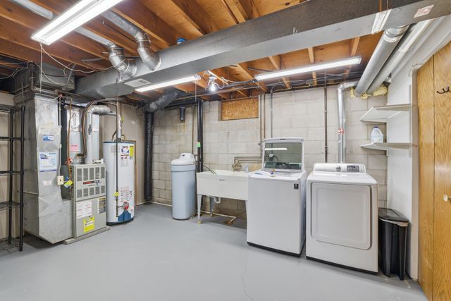 16257 Kamacite Street NW, Anoka, MN 55303