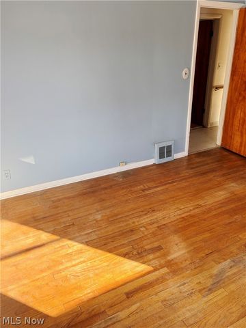 351 Clarmont Road, Willowick, OH 44095
