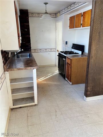 351 Clarmont Road, Willowick, OH 44095