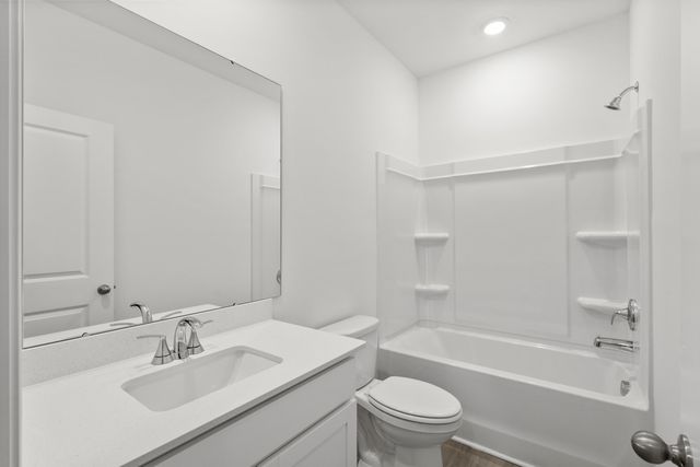 428 Congaree Ln., Longs, SC 29568