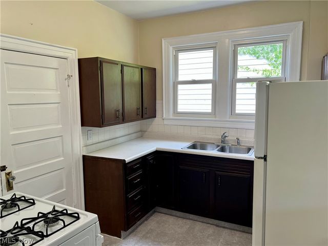 1303 25th Street, Parkersburg, WV 26101