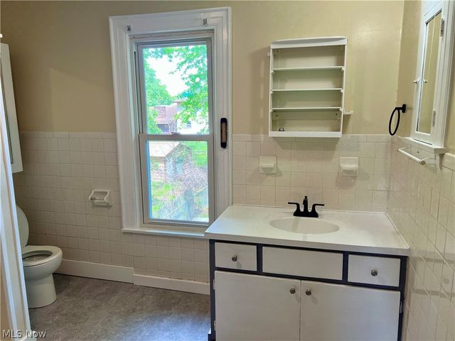 1303 25th Street, Parkersburg, WV 26101