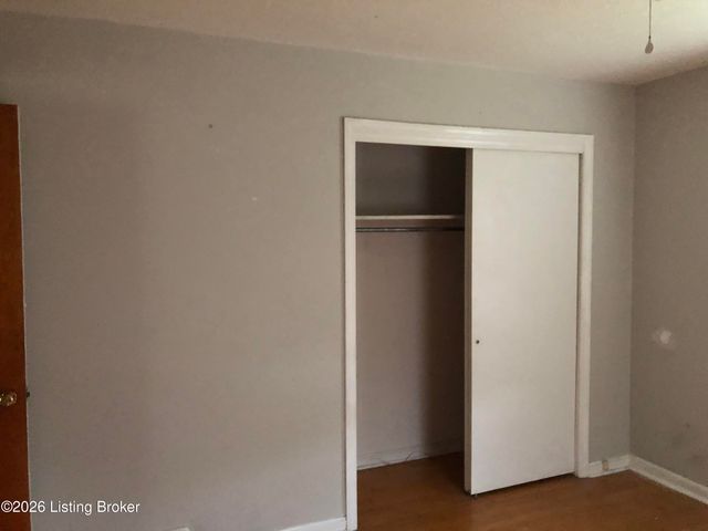1736 Rodney St, Radcliff, KY 40160