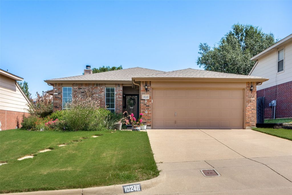 10248 Dawson Trail, Fort Worth, TX 76108