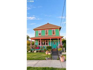 460 E COLLEGE St, Mt Angel, OR 97362