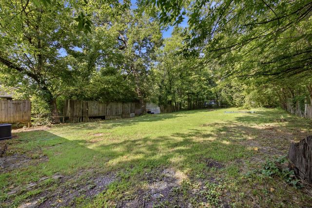 110 Hollywood Drive, Rossville, GA 30741