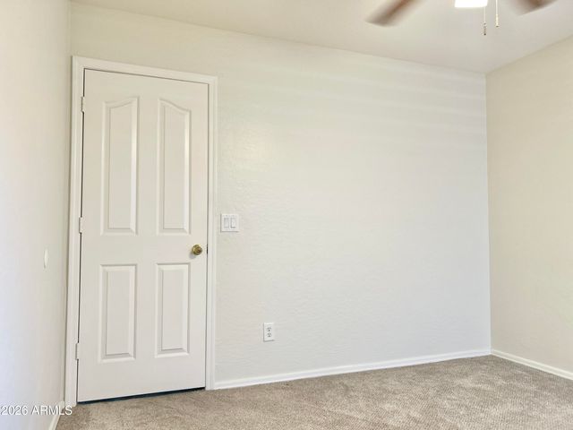 38564 N La Grange Lane, San Tan Valley, AZ 85140