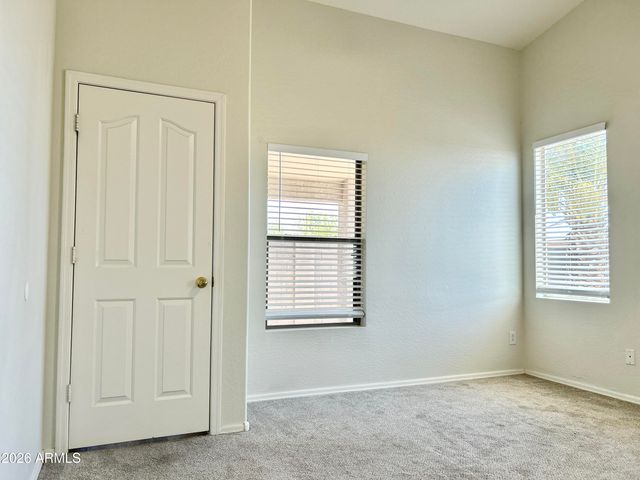 38564 N La Grange Lane, San Tan Valley, AZ 85140