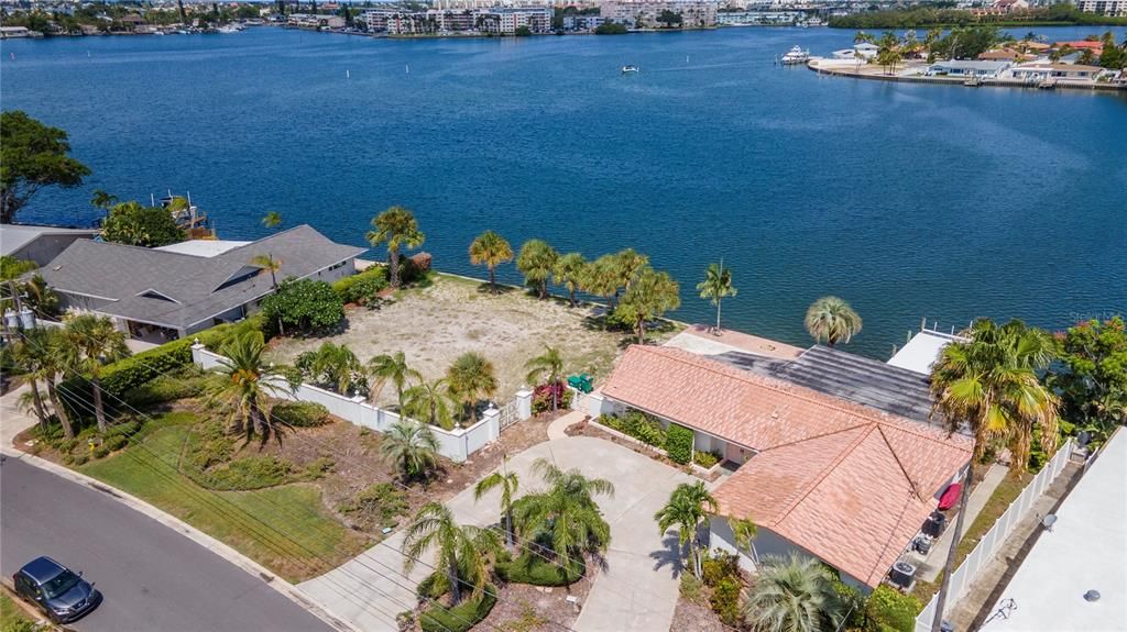 DOLPHIN BOULEVARD S, St Petersburg, FL 33707