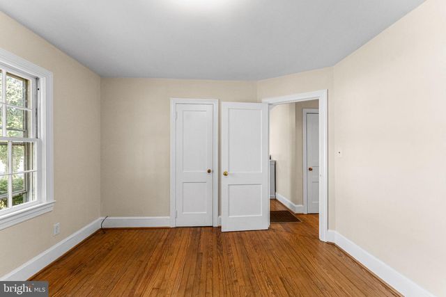 808 DAINGERFIELD ST, Tappahannock, VA 22560