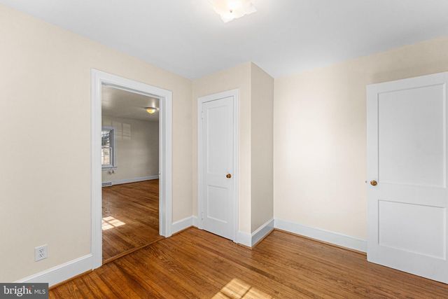 808 DAINGERFIELD ST, Tappahannock, VA 22560