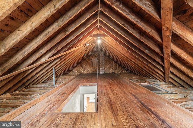 808 DAINGERFIELD ST, Tappahannock, VA 22560