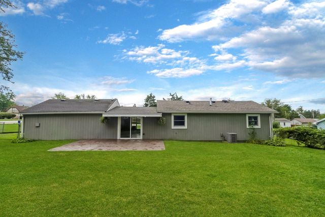 6207 245th AVENUE, Salem, WI 53168
