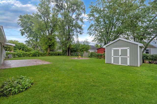 6207 245th AVENUE, Salem, WI 53168