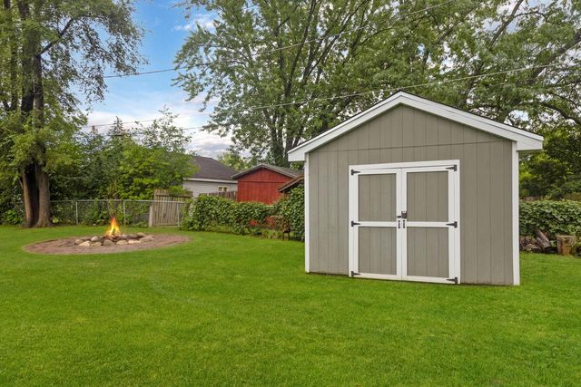 6207 245th AVENUE, Salem, WI 53168