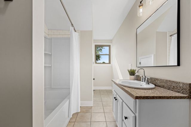 1643 Windy Meadow Dr, Christiana, TN 37037