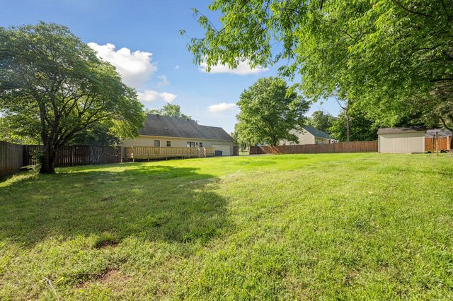 1643 Windy Meadow Dr, Christiana, TN 37037