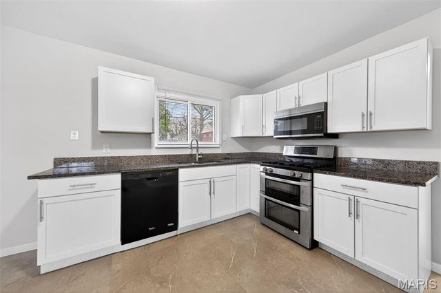 3450 Wright Avenue, St Louis, MO 63074