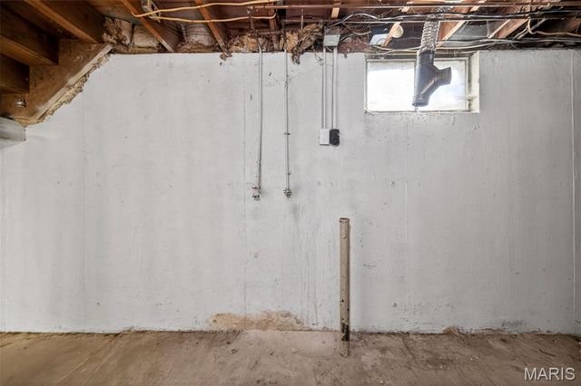 3450 Wright Avenue, St Louis, MO 63074