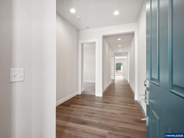 6252 Evangelista Av S, Salem, OR 97306
