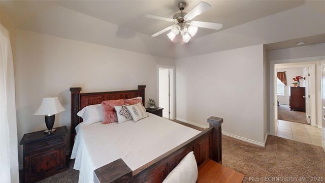 3208 Stone Creek Drive, Ardmore, OK 73401