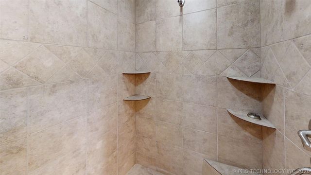 3208 Stone Creek Drive, Ardmore, OK 73401