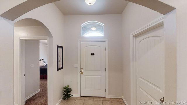 3208 Stone Creek Drive, Ardmore, OK 73401