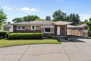 26401 Little Mack Avenue, Saint Clair Shores, MI 48081