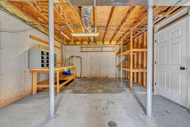 3949 Diamond Hill RD, Moneta, VA 24121