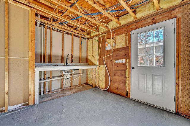 3949 Diamond Hill RD, Moneta, VA 24121