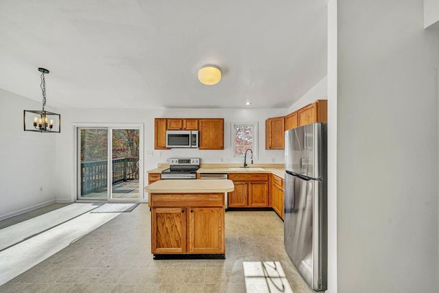 3949 Diamond Hill RD, Moneta, VA 24121