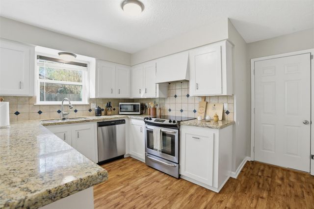 14810 Forest Lodge Drive, Houston, TX 77070