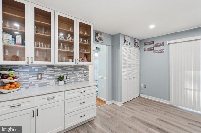 4936 SAUQUOIT LN, Annandale, VA 22003