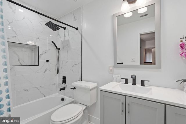 4936 SAUQUOIT LN, Annandale, VA 22003