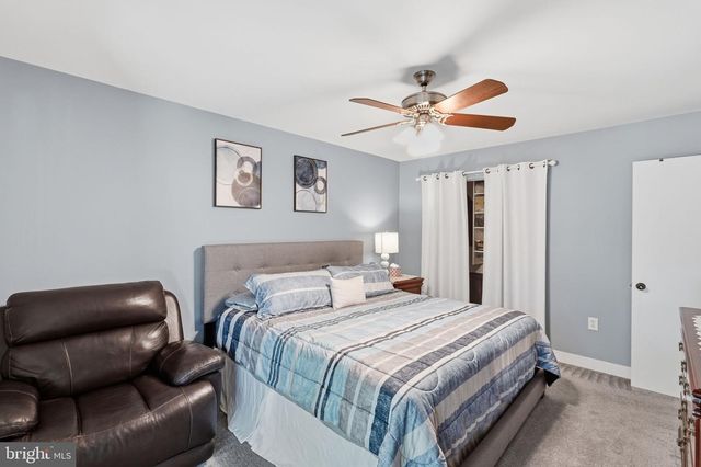 4936 SAUQUOIT LN, Annandale, VA 22003