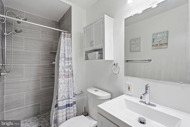 4936 SAUQUOIT LN, Annandale, VA 22003