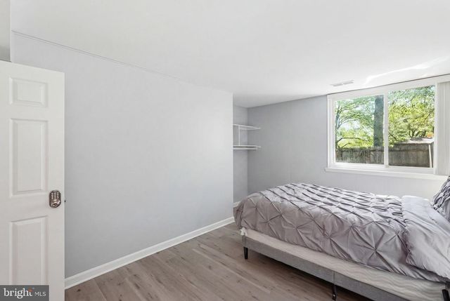 4936 SAUQUOIT LN, Annandale, VA 22003