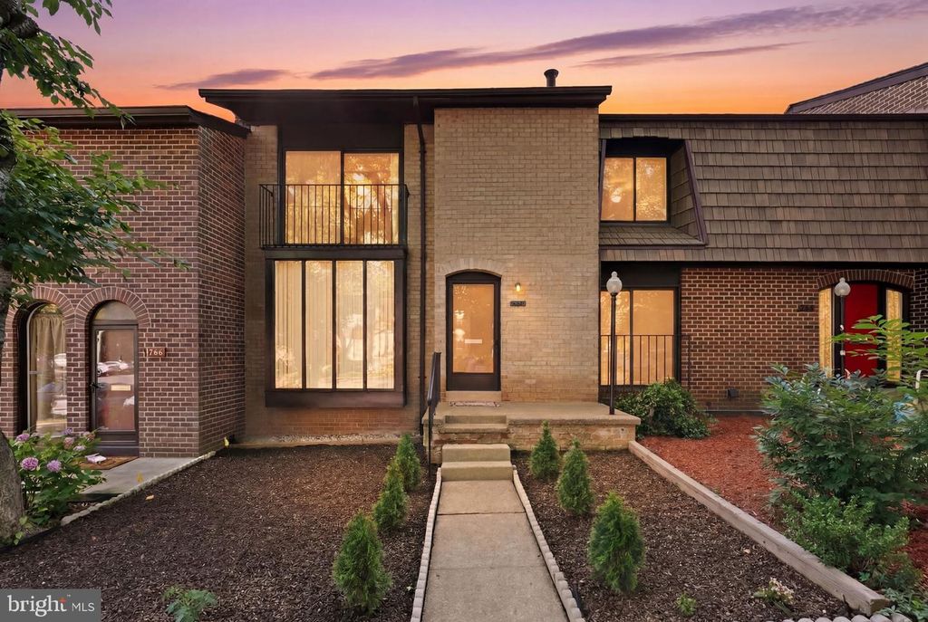 4936 SAUQUOIT LN, Annandale, VA 22003