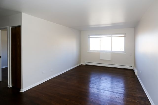 1040 W HOLLYWOOD Avenue 310, Chicago, IL 60660