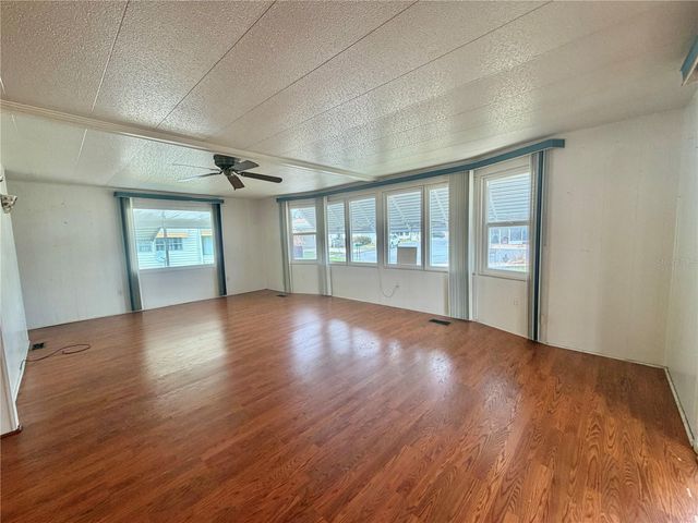 104 DOGWOOD TRAIL, Leesburg, FL 34748