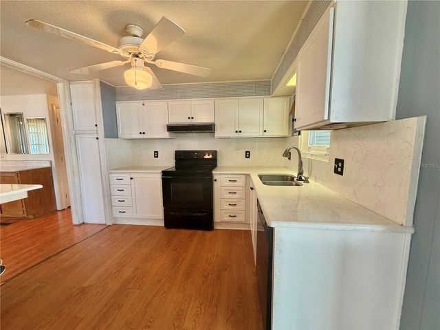 104 DOGWOOD TRAIL, Leesburg, FL 34748