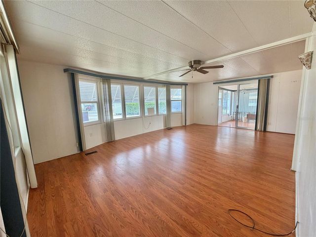 104 DOGWOOD TRAIL, Leesburg, FL 34748