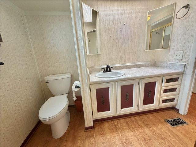 104 DOGWOOD TRAIL, Leesburg, FL 34748