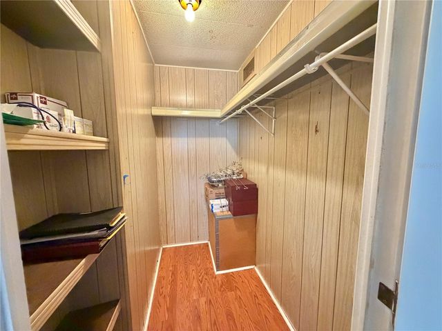 104 DOGWOOD TRAIL, Leesburg, FL 34748